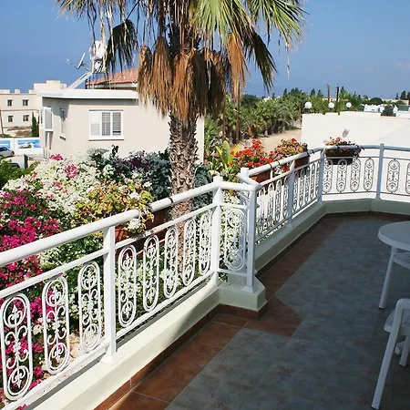 Villa Pilos Pafos